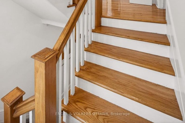 29581121/498-queen-elizabeth-drive/glebe/ottawa/ontario/K1S3N4_20