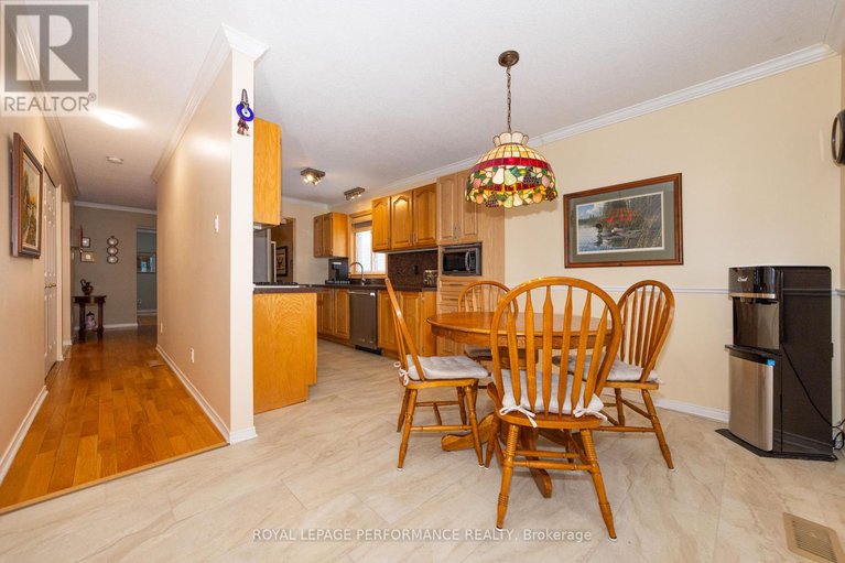 29253146/454-dalrymple-drive/town-of-rockland/clarence-rockland/ontario/K4K1G6_6