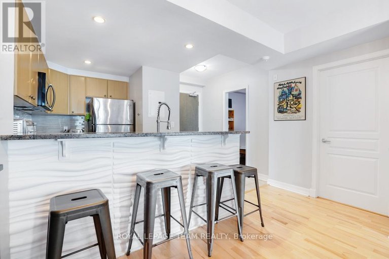 29635217/607-200-besserer-street/sandy-hill/ottawa/ontario/K1N0A7_12