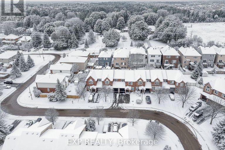 29404235/12-marabrooke-street/strandherd/ottawa/ontario/K2G7A1_34