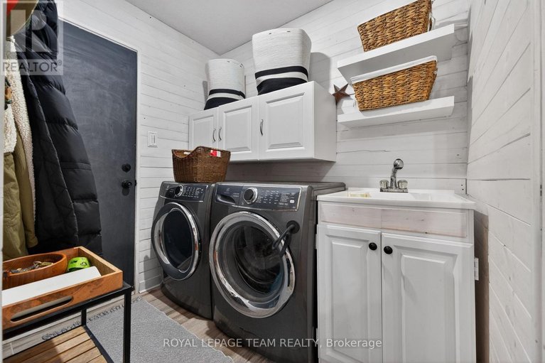 29629629/151-equestrian-drive/bridlewood/ottawa/ontario/K2M2C1_39