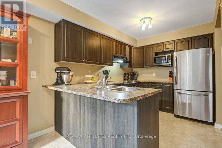 29156732/462-templeford-avenue/emerald-meadowstrailwest/ottawa/ontario/K2M0B8_14