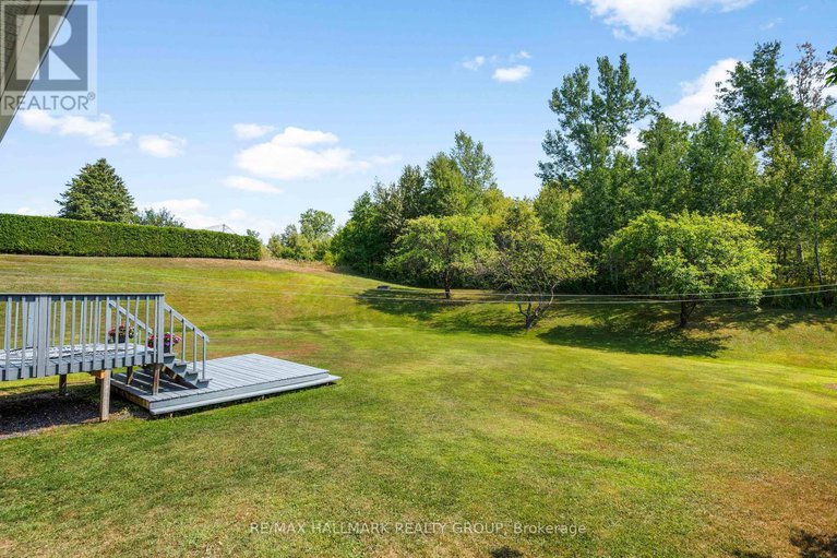 28782422/1754-labonte-street/clarencerockland-twp/clarence-rockland/ontario/K0A1N0_37