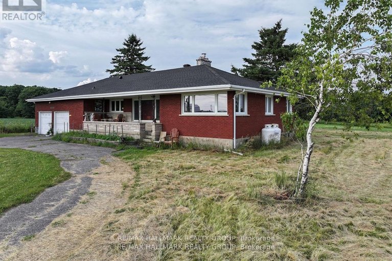 29562985/6050-old-richmond-road/south-of-fallowfield-road/ottawa/ontario/K0A2Z0_1