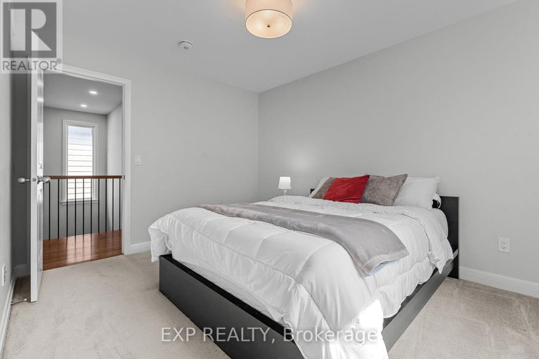28811431/25-stanhope-court/stonebridge/ottawa/ontario/K2J6S2_33