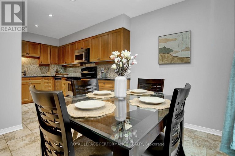 29463580/19-columbus-avenue/overbrook/ottawa/ontario/K1K1R2_12