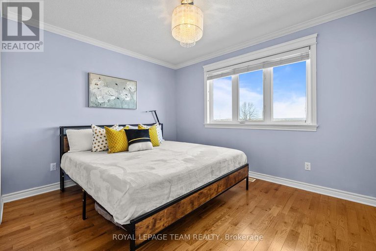 28493803/125-brilia-private/beacon-hill-south/ottawa/ontario/K1J0B7_20