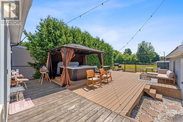 28760904/2234-laval-street/clarencerockland-twp/clarence-rockland/ontario/K0A1E0_38