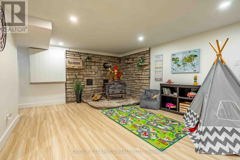 28962376/18785-paragon-road/south-glengarry-charlottenburgh-twp/south-glengarry/ontario/K6H5R5_15