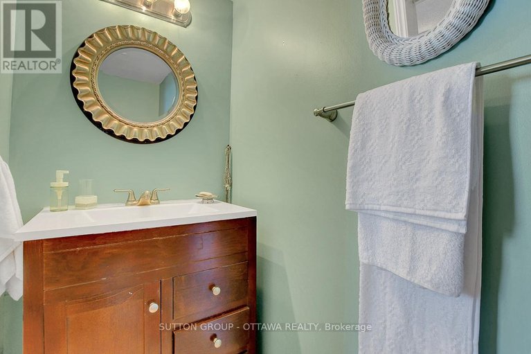 29455877/405-665-bathgate-drive/carson-meadows/ottawa/ontario/K1K3Y4_29