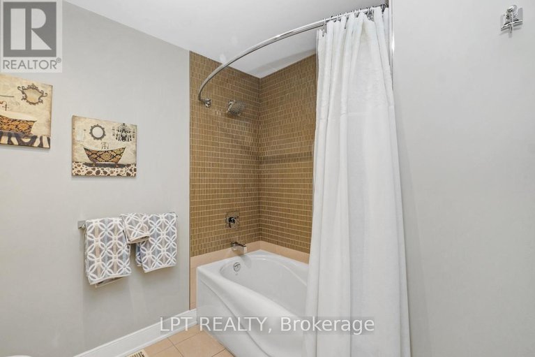 29075971/313-clifton-road/westboro-south/ottawa/ontario/K1Z5V1_34