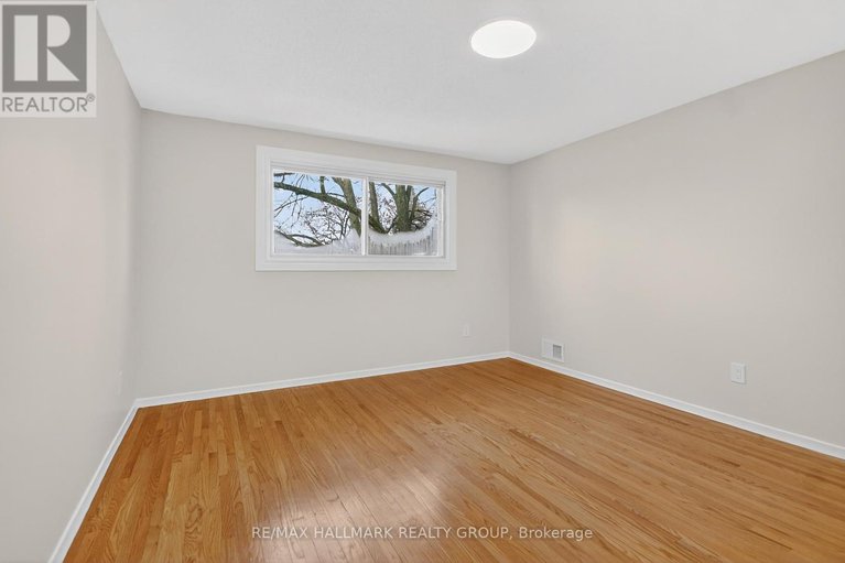 29129242/89-westpark-drive/blackburn-hamlet/ottawa/ontario/K1B3G4_38