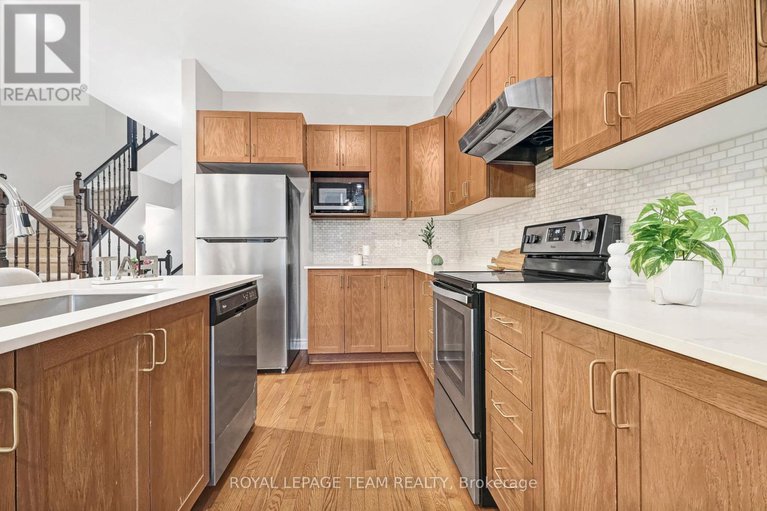 29350506/918-kilbirnie-drive/half-moon-bay/ottawa/ontario/K2J6G2_12