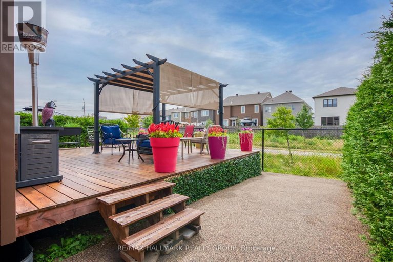 29630938/321-hepatica-way/avalon-west/ottawa/ontario/K4A0Y9_35