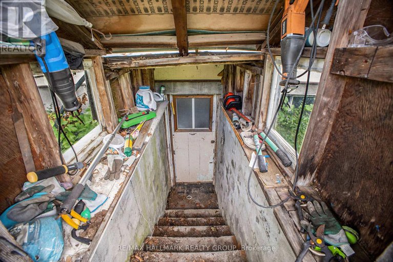 28652469/2639-ayers-avenue/ridgemont/ottawa/ontario/K1V7W7_9