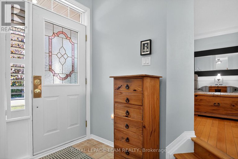 28939848/20-vistapointe-drive/barrhaven-east/ottawa/ontario/K2G6N3_3