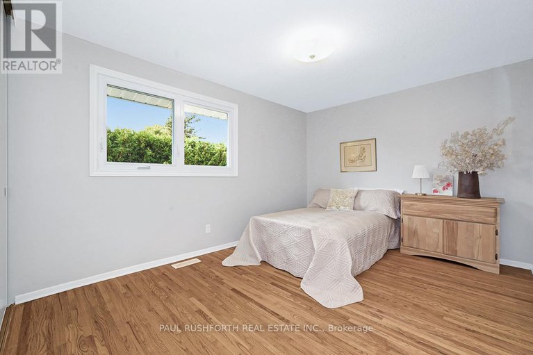 28910638/2421-ogilvie-road/beacon-hill-north/ottawa/ontario/K1J7N3_17