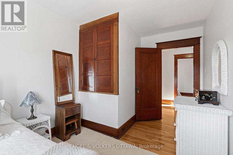 29466007/44-hampton-avenue/ottawa-west/ottawa/ontario/K1Y0N2_23