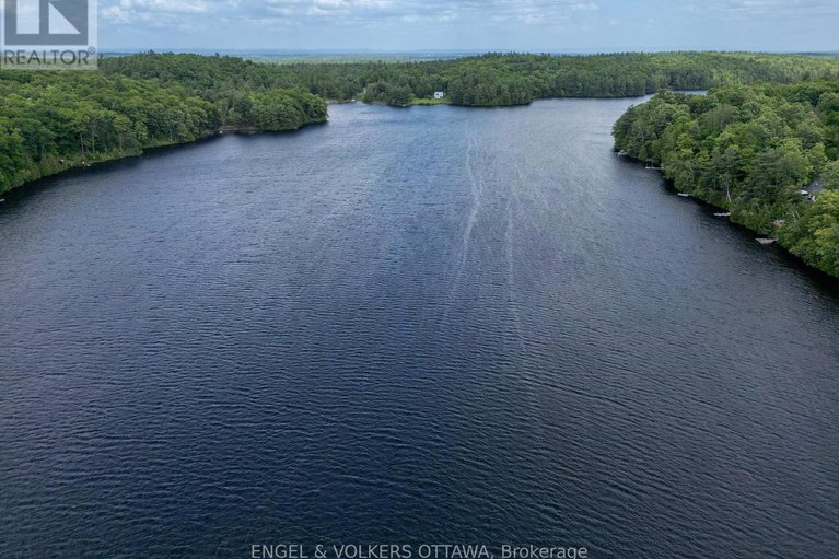 28451824/7-deerfield-drive/mcnabbraeside-twps/mcnabbraeside/ontario/K0A3L0_38