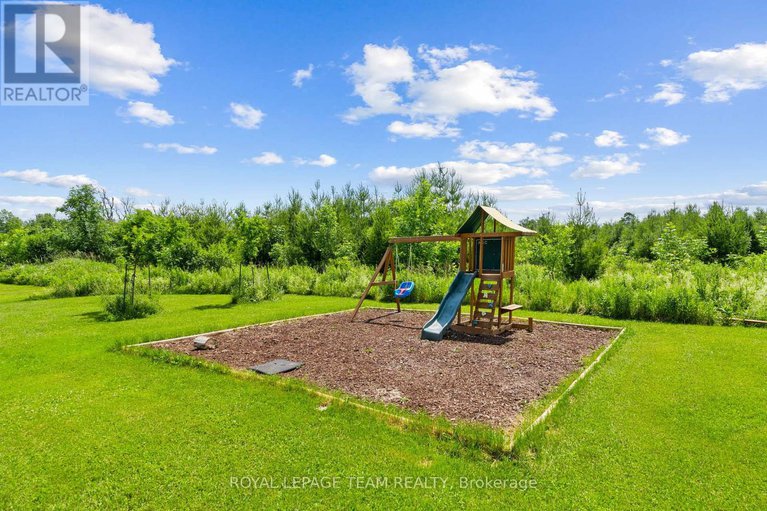 28520318/1523-drummond-con-6b-road/drummond-n-elmsley-drummond-twp/drummondnorth-elmsley/ontario/K7H3C8_47