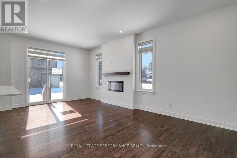 29445576/51-moosonee-crescent/riverside-southgloucester-glen/ottawa/ontario/K4M0M1_32