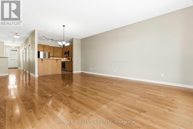 29175638/107-sable-run-drive/stittsville-central/ottawa/ontario/K2S1W7_9