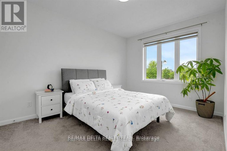 28909102/370-aquaview-drive/avalon-east/ottawa/ontario/K4A5K5_21