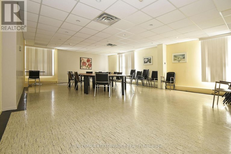 29621619/1102-1785-frobisher-lane/riverview-park/ottawa/ontario/K1G3T7_34