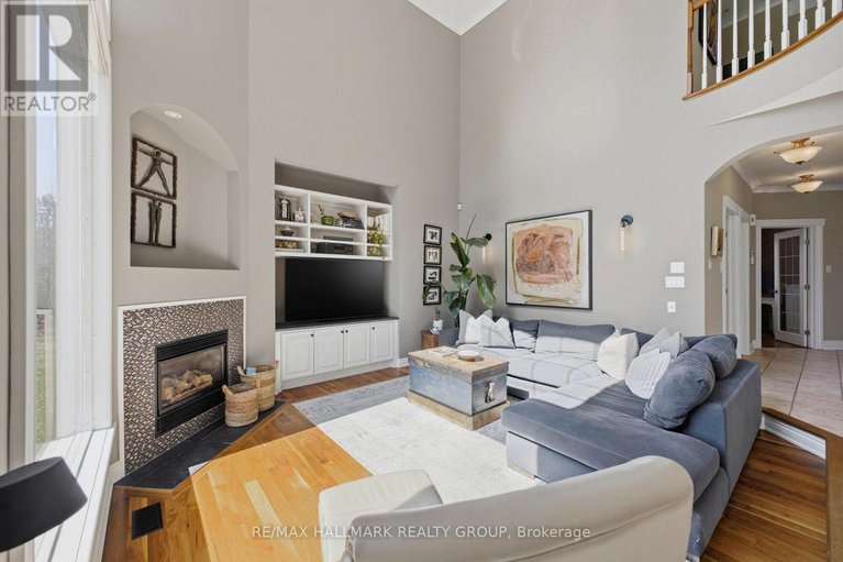 29659908/1518-monaghan-lane/rural-kanata-central/ottawa/ontario/K2W1B4_17