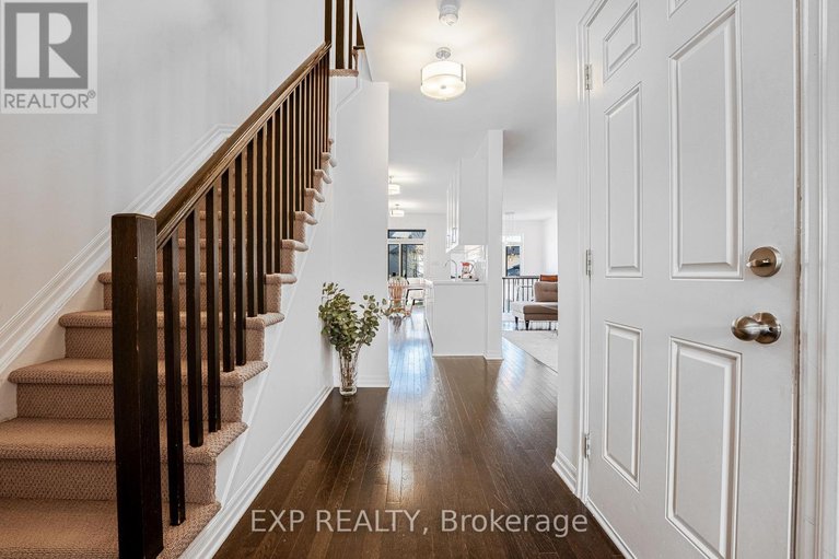 28328665/137-hawkeswood-drive/riverside-southgloucester-glen/ottawa/ontario/K4M0E6_9