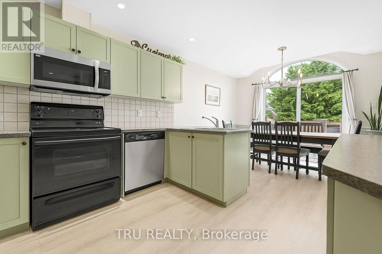 29061221/102-southpointe-avenue/longfields/ottawa/ontario/K2J4T5_7