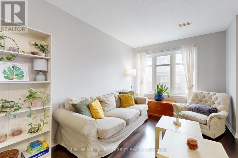 28014605/10-638-reardon/heron-gateindustrial-park/ottawa/ontario/K1V2K9_17
