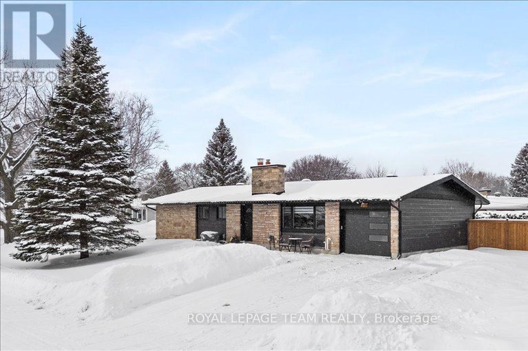 20 Whitburn Crescent