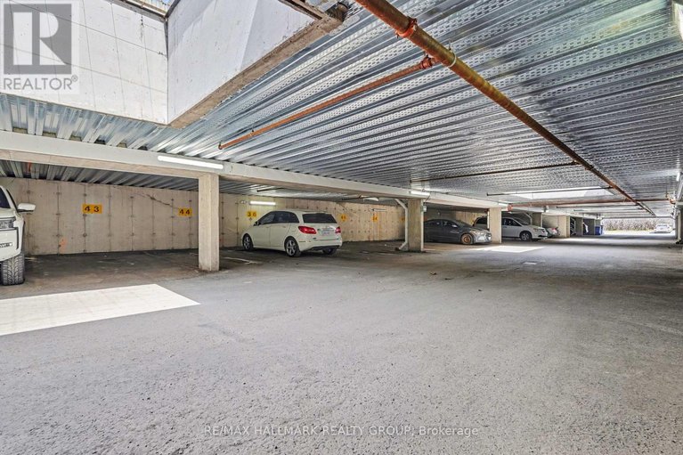 29665653/205-3275-st-joseph-boulevard/bilberry-creekqueenswood-heights/ottawa/ontario/K1E3Y3_23