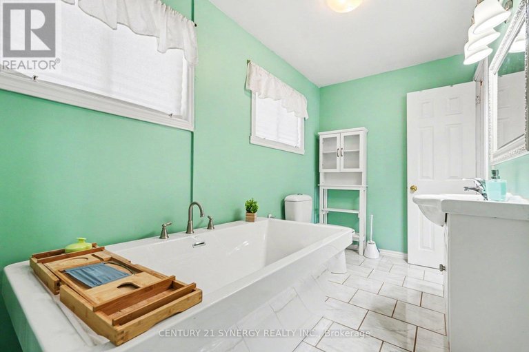 29595629/220-highfield-crescent/beckwith-twp/beckwith/ontario/K7C3P2_25