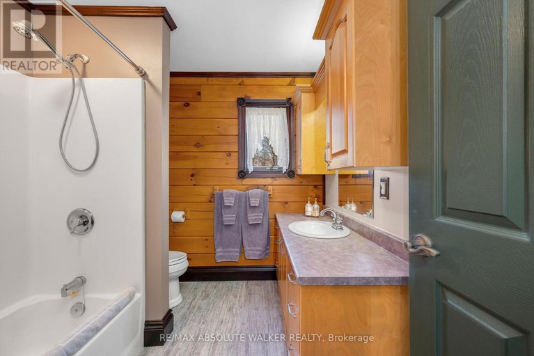 29061898/880-townline-road/north-grenville-twp-kemptville-south/north-grenville/ontario/K0G1J0_23