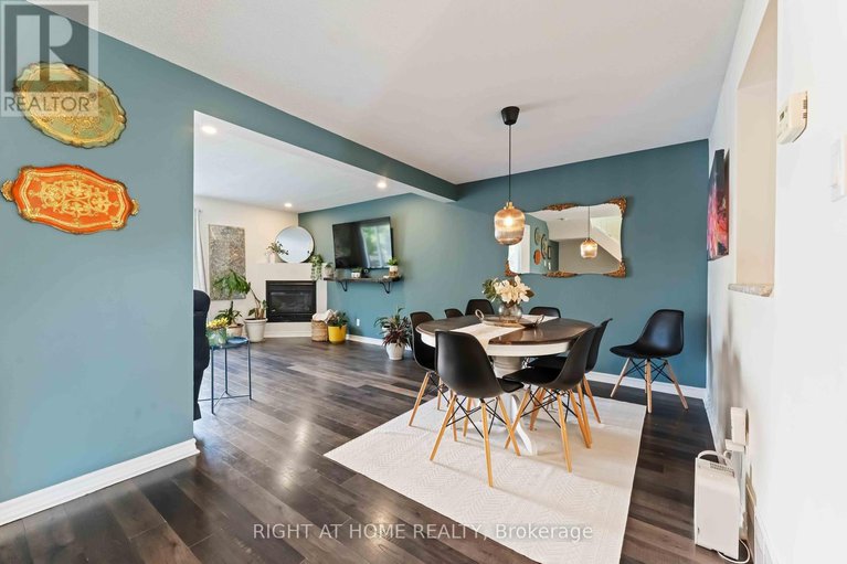28737074/1-berkshire-way/pheasant-run/ottawa/ontario/K2J2B1_8