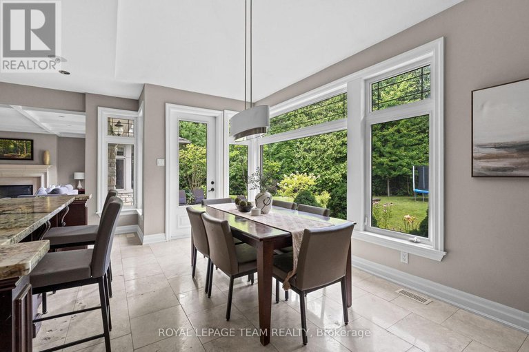 28682471/5811-longhearth-way/manotick-east-to-manotick-station/ottawa/ontario/K4M1M2_14