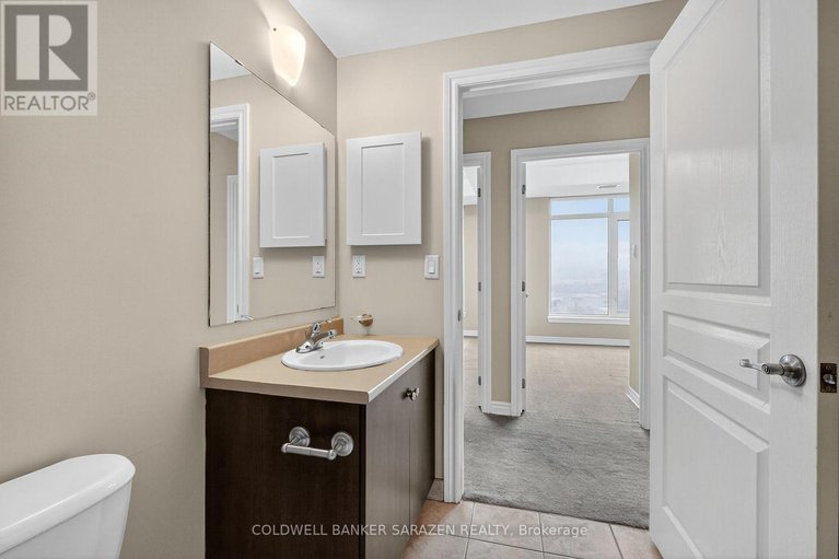 29017182/1105-100-roger-guindon-avenue/riverview-park/ottawa/ontario/K1G3Z7_30