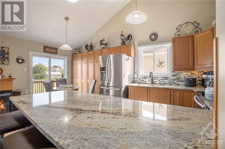 27483149/22-frieday-street/campbellbrook-village/arnprior/ontario/K7S0A6_10