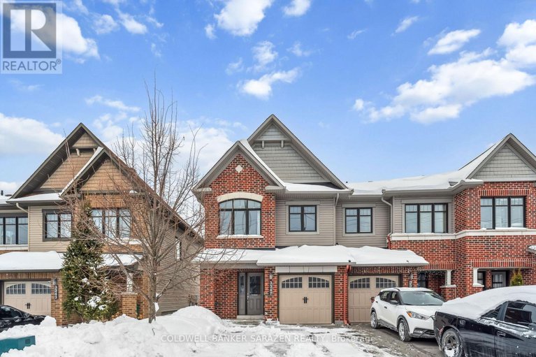 3347 Woodroffe Avenue