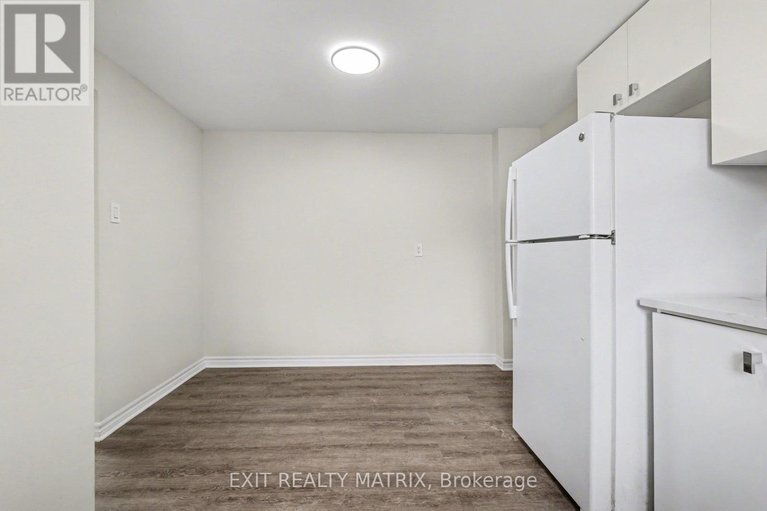 29672750/b-1468-heatherington-road/heron-gateindustrial-park/ottawa/ontario/K1V6S1_13