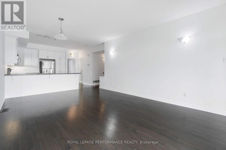 29414208/53-121-poplin-street/riverside-southgloucester-glen/ottawa/ontario/K4M0G7_14