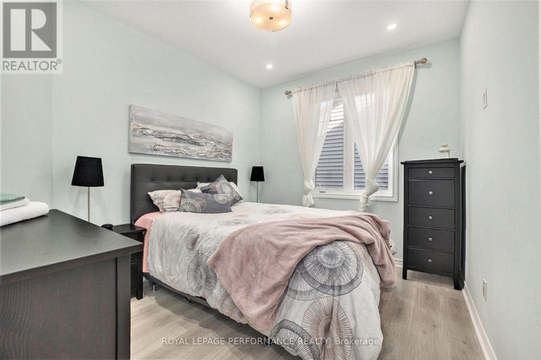 28390608/106-sweetvalley-drive/avalon-west/ottawa/ontario/K4A1A4_18