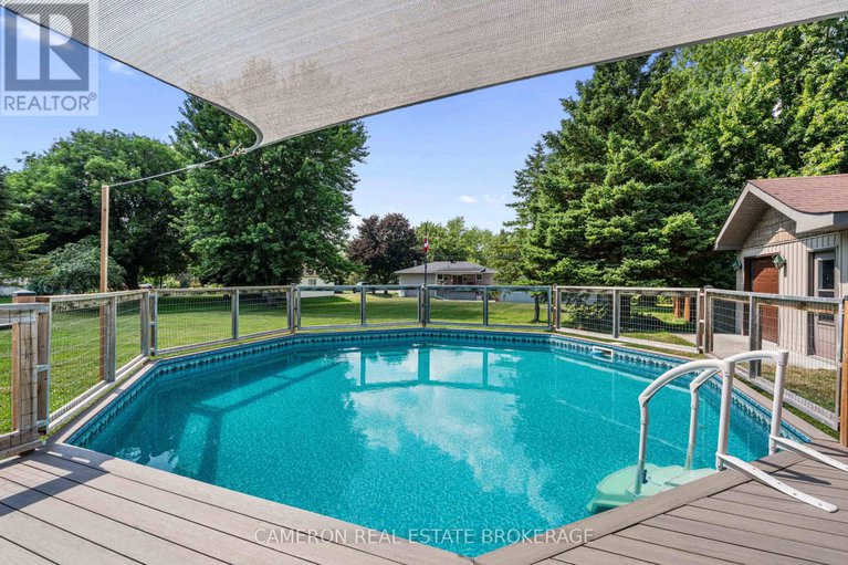 28597811/18231-oak-drive/south-glengarry-charlottenburgh-twp/south-glengarry/ontario/K0C2J0_28