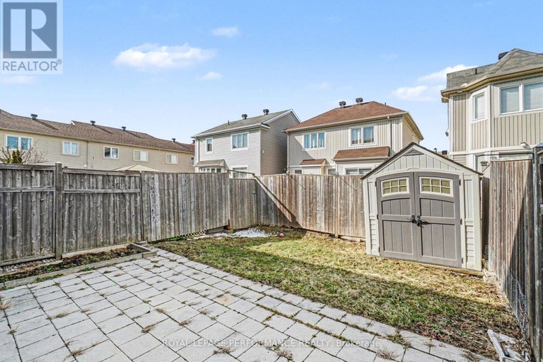 29581427/2733-grand-canal-street/half-moon-bay/ottawa/ontario/K2J0T1_30