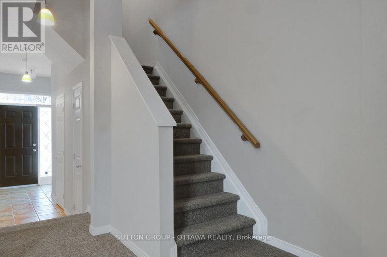 29229488/17-glenhaven-private/brookfield-gardens/ottawa/ontario/K1V2B2_3