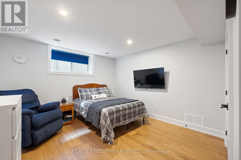 28668937/1299-diamond-street/town-of-rockland/clarence-rockland/ontario/K4K0M5_32