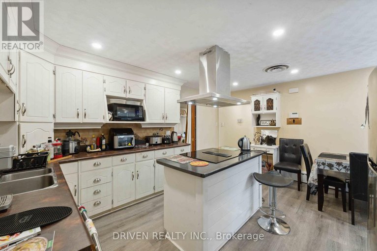 29237590/1266-walkley-road/ellwood/ottawa/ontario/K1V6P7_17