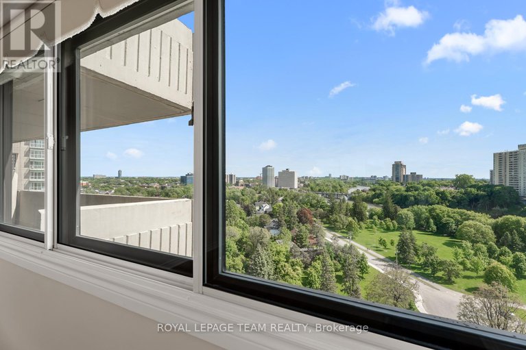 28417377/1508-40-landry-street/vanier/ottawa/ontario/K1L8K4_24